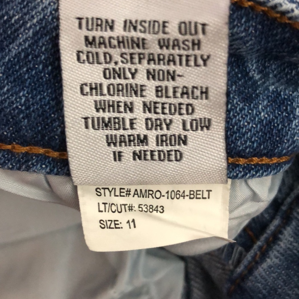 𝅺NWT Ashley Mason Super High Rise Mom Jeans | Size 11 - Picture 10 of 15